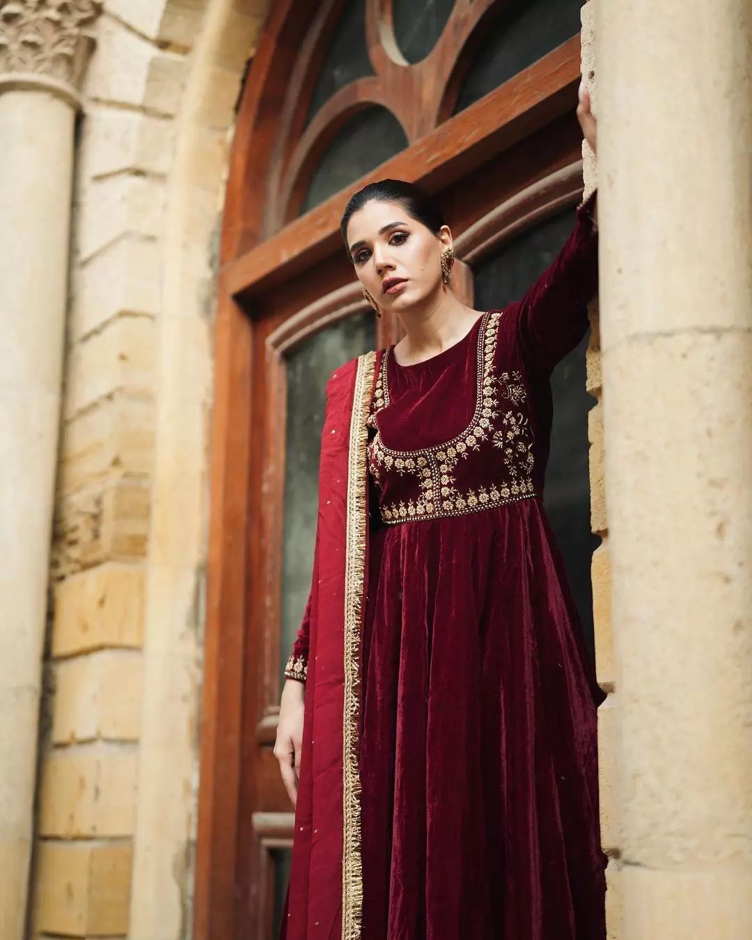 Valvet Neck & Sleeves Embroidered Maxi With Four Sided Lace Dupatta 3 - Piece