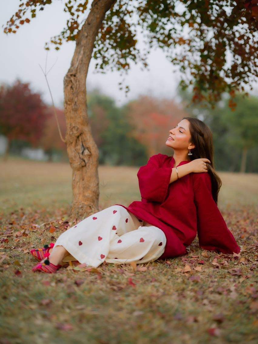 Heart Printed Flapper with V-Neck Short Style Shirt with both side Pockets - 2 Piece