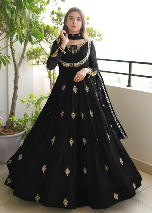 3 Piece - Detailed Embroidered Maxi with Neck & Sleeve  and Dupatta