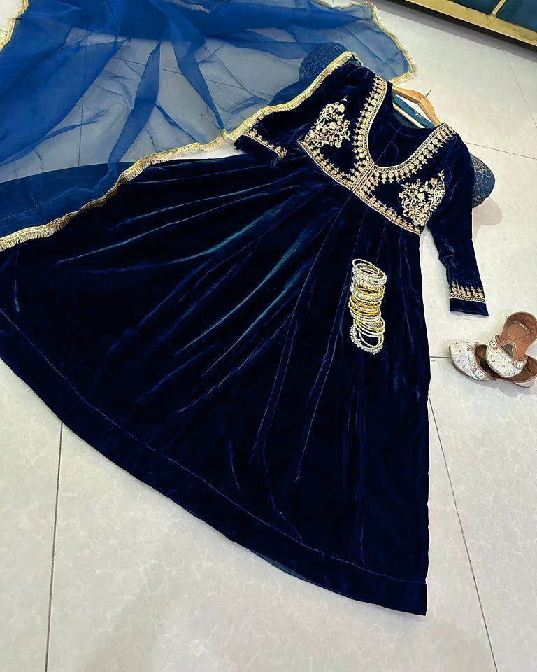 Valvet Neck & Sleeves Embroidered Maxi With Four Sided Lace Dupatta 3 - Piece