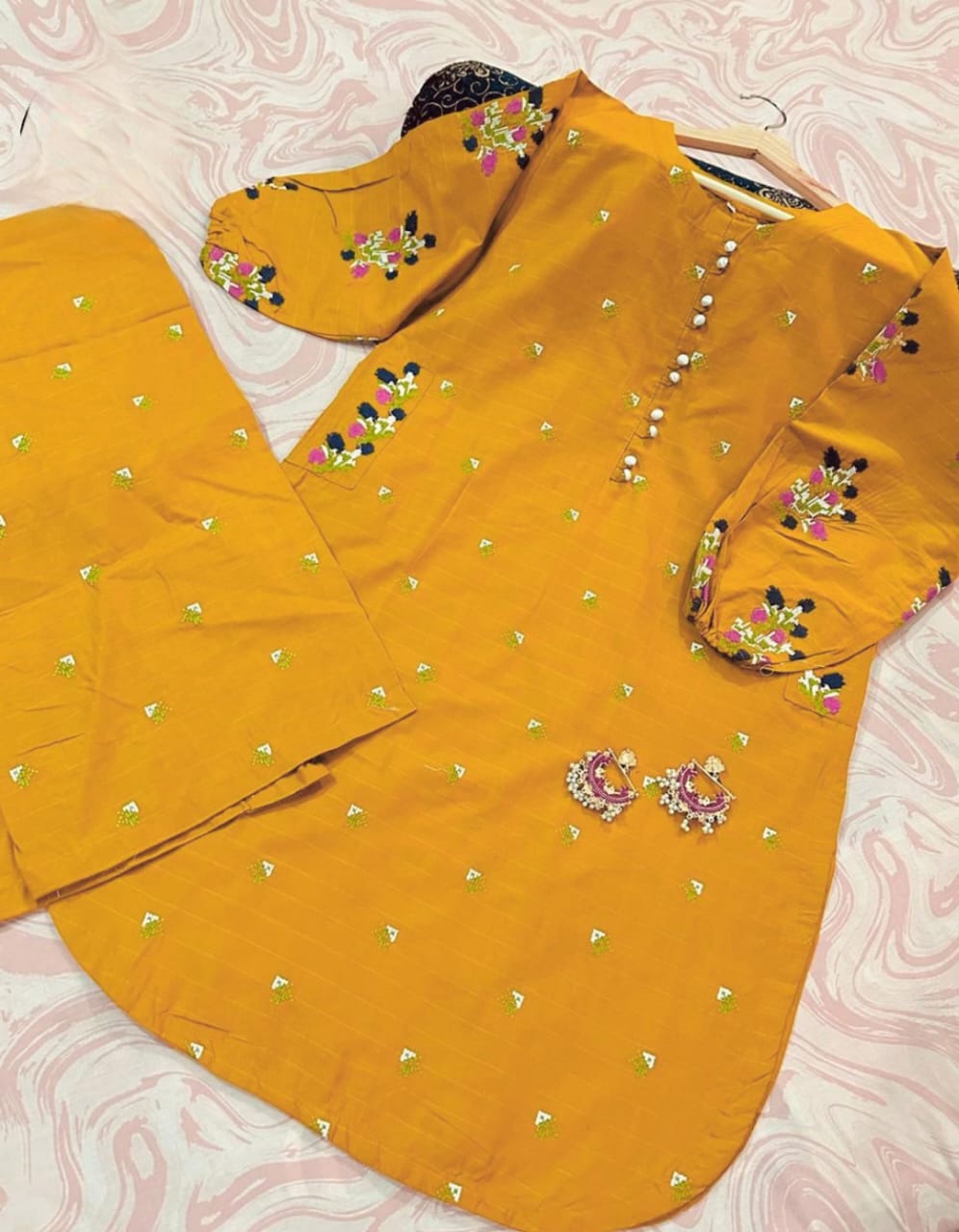 Embroidered Kurti with Front Stitch Buttons & Side Pockets - 2 Piece Flapper Set