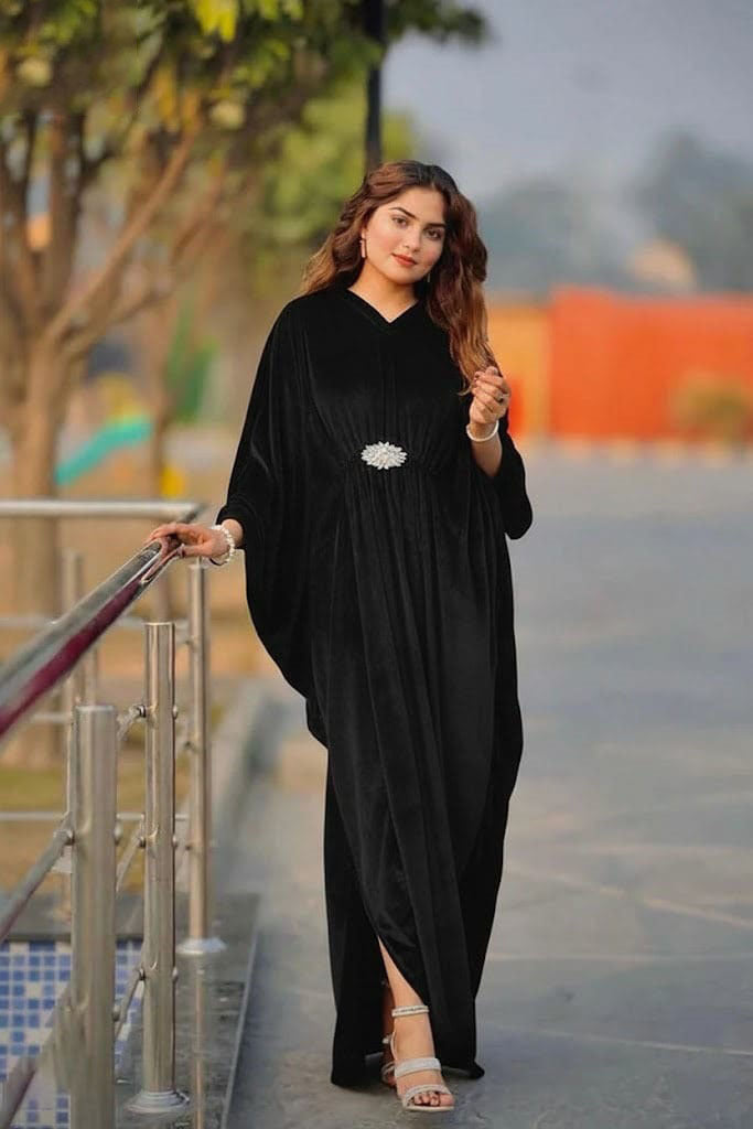 Revayat Velvet Kaftan